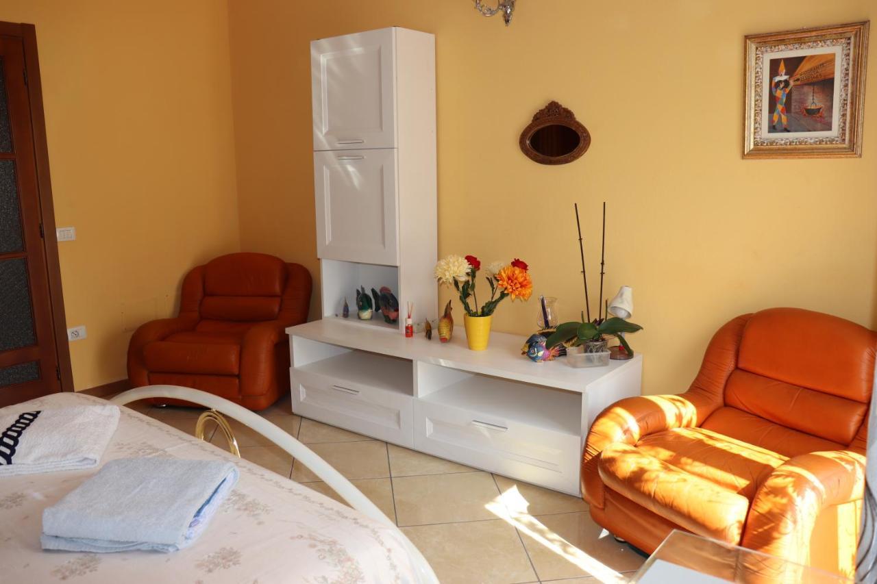 Casa Andreea Vicino Al Centro Di Olbia Iun R5904 아파트 외부 사진