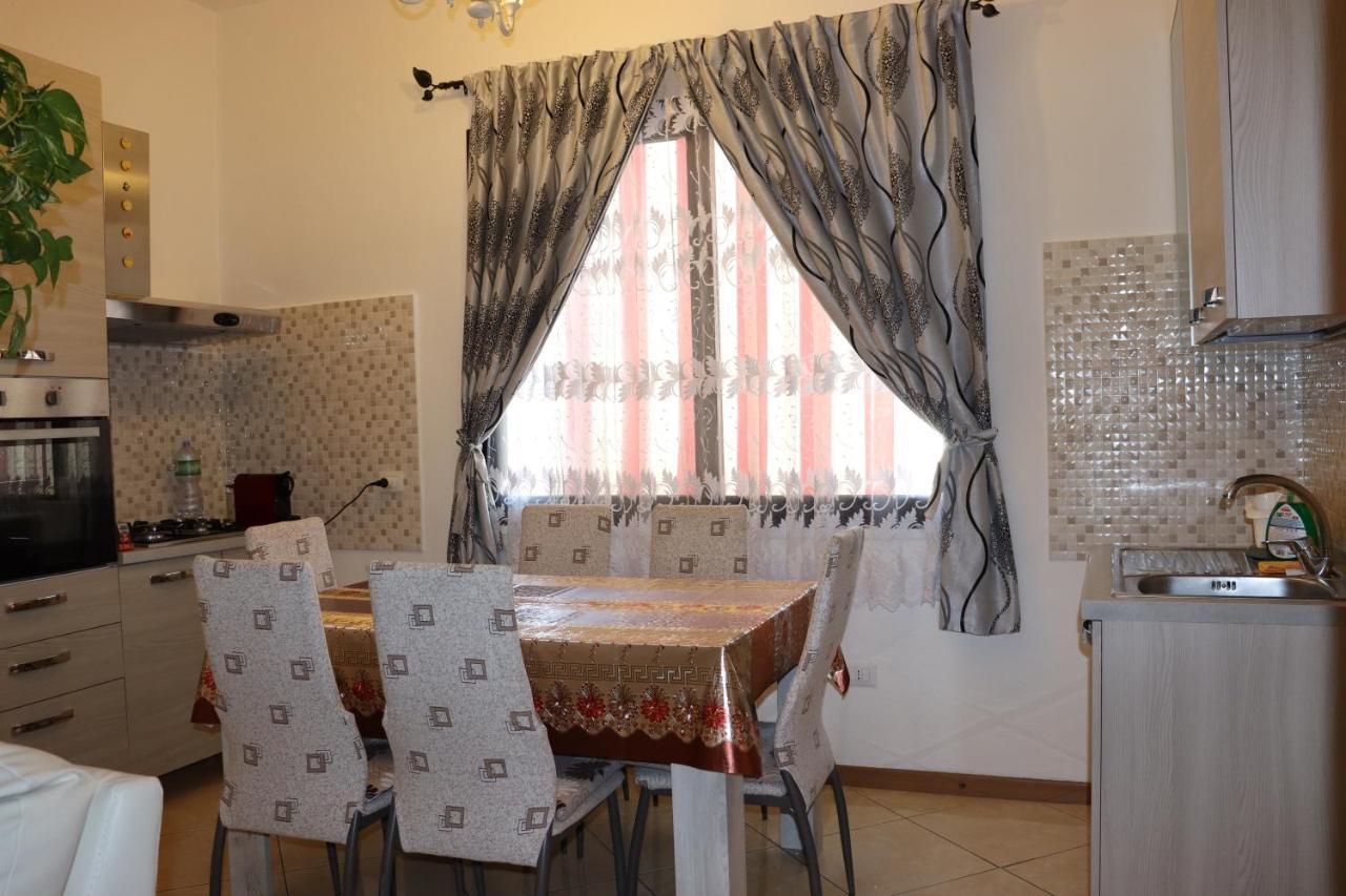 Casa Andreea Vicino Al Centro Di Olbia Iun R5904 아파트 외부 사진